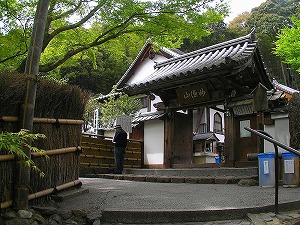華巌寺(鈴虫寺)