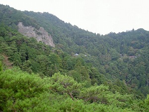 鳳来寺山